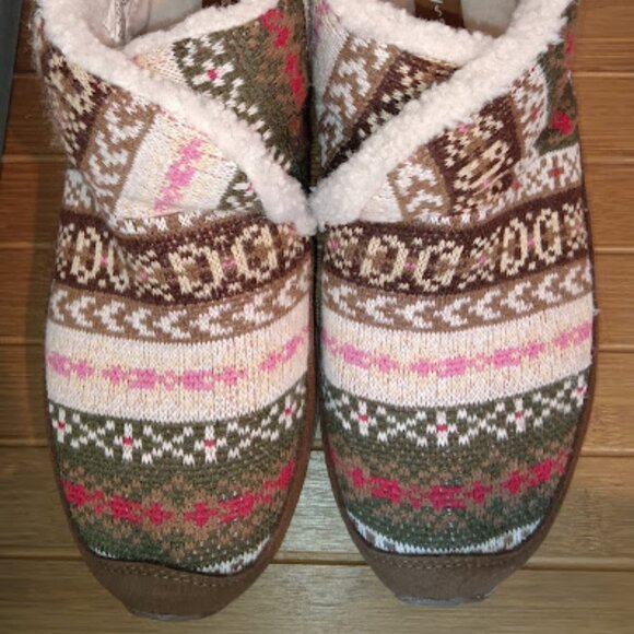 Easy Spirit Women's 9.5M Brown Ankle Slipper Boot Slip-On Faux Fur Sock Lining - Picture 5 of 12